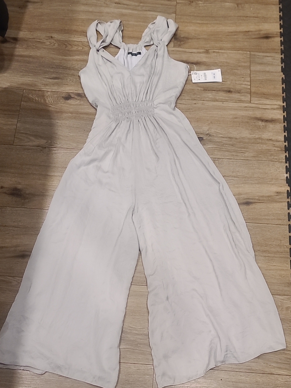 NWT chiffon Lined Zara wide-leg jumpsuit Light Grey Medium